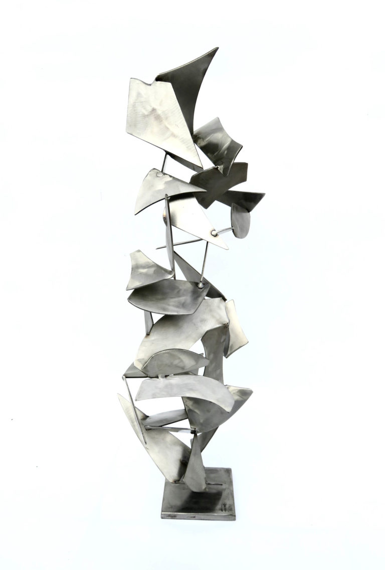 sculpture apesanteur métal inox