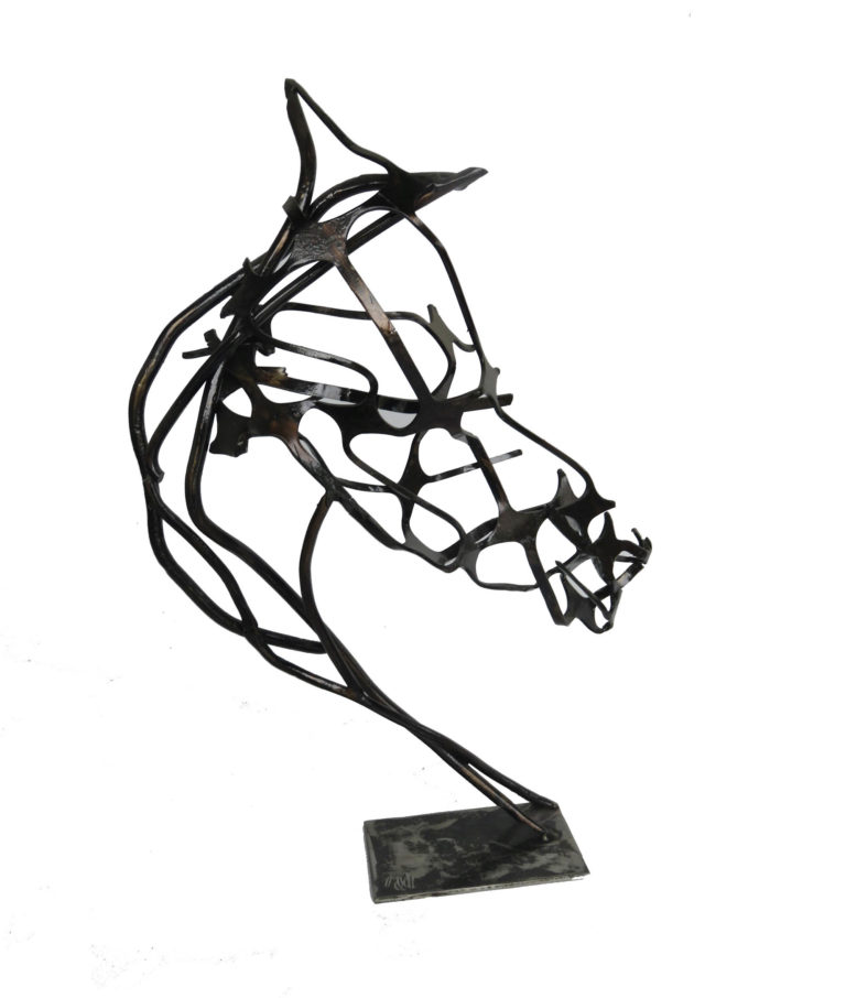 sculpture cheval métal